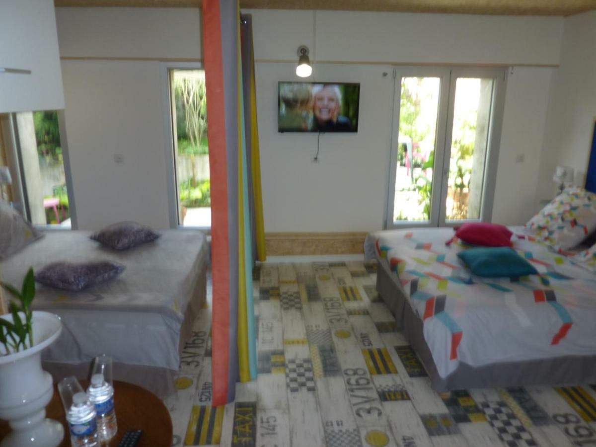 Le Patio D'Eric B&B Aubigny-au-Bac Buitenkant foto